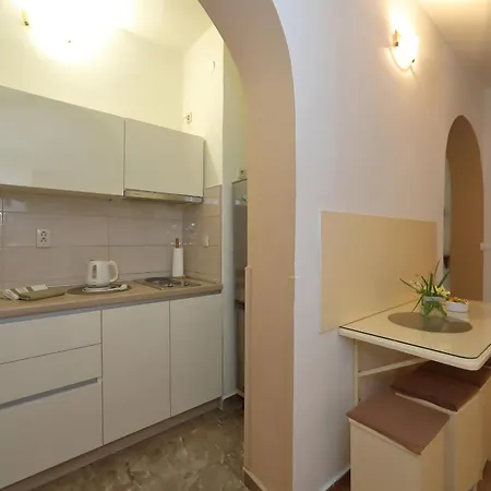 Zara & Duje Apartment