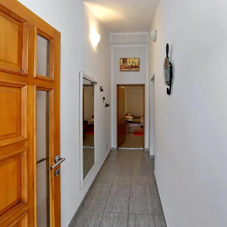 Apartman Zara & Duje *
