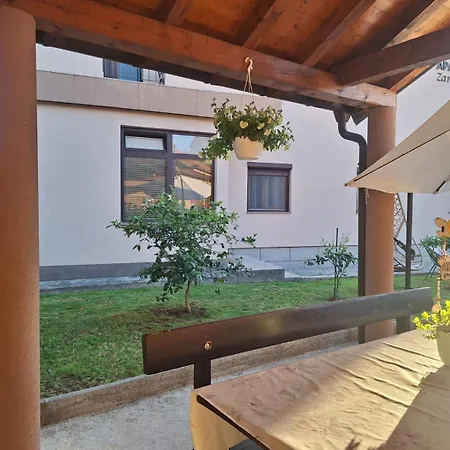 Zara&duje Apartament *