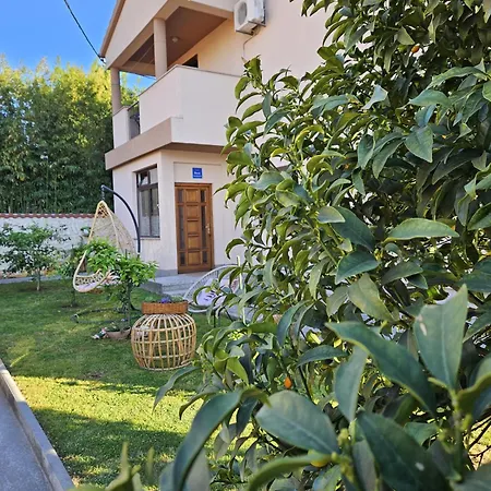 Zara & Duje Apartman *