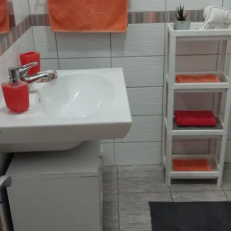 Zara & Duje Apartment Bibinje